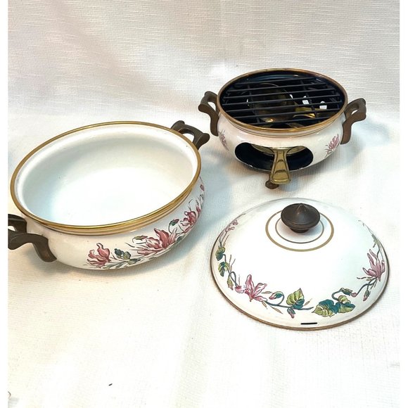 Vintage Fondue Pot With Burner Beautiful Floral Pattern Collectable Enamelware - Picture 3 of 15